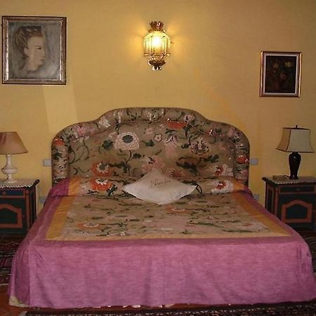 Aparthotel Navila อิบิซาทาวน์ ภายนอก รูปภาพ